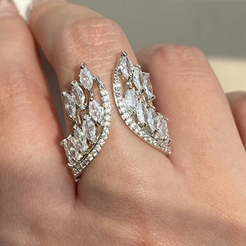 NEW Angel Wings Adjustable Ring